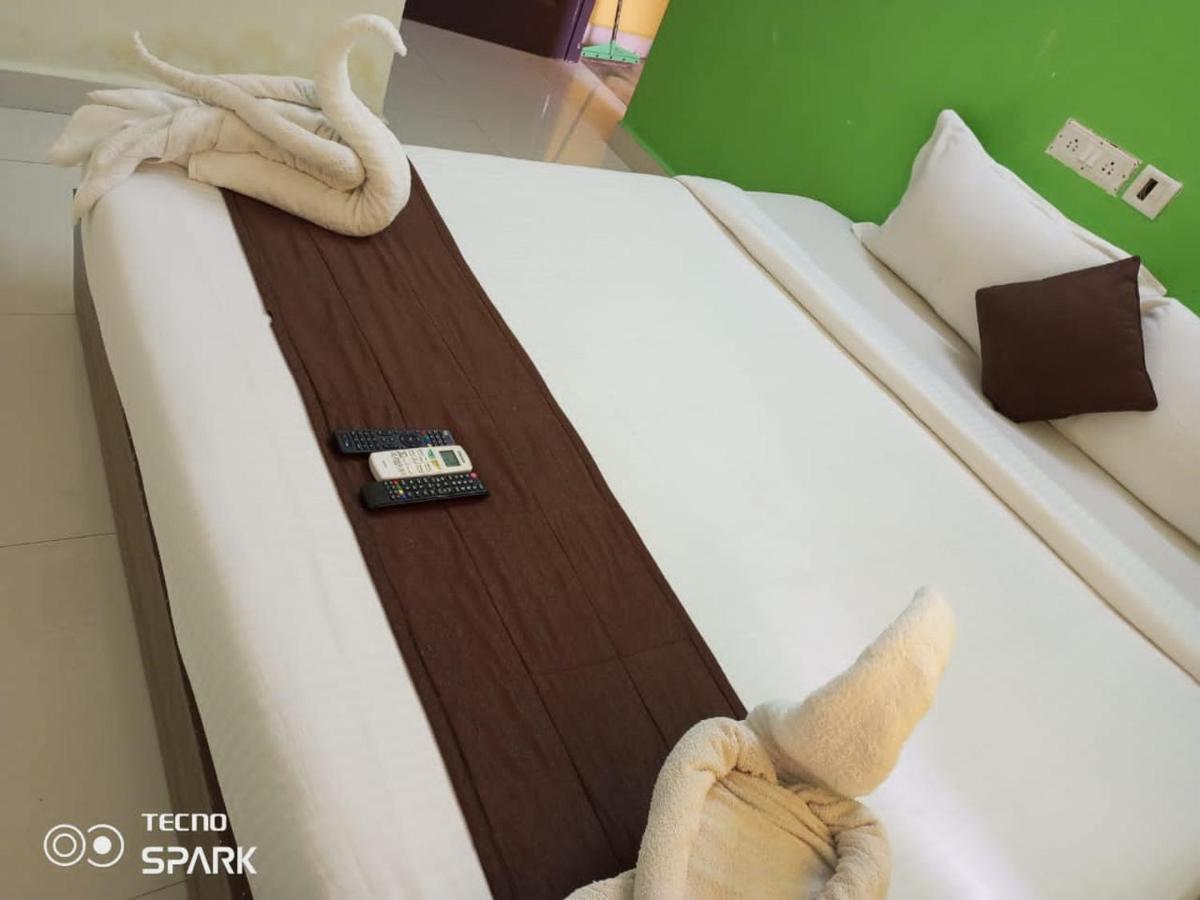 Green Tree Hotel-Near Vfs Global And Ramee Mall Ченнаї Екстер'єр фото